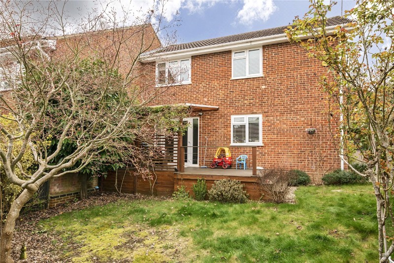 Arthur Close, Bagshot, GU19