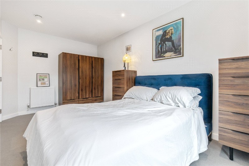 Chatfield Road, London, SW11