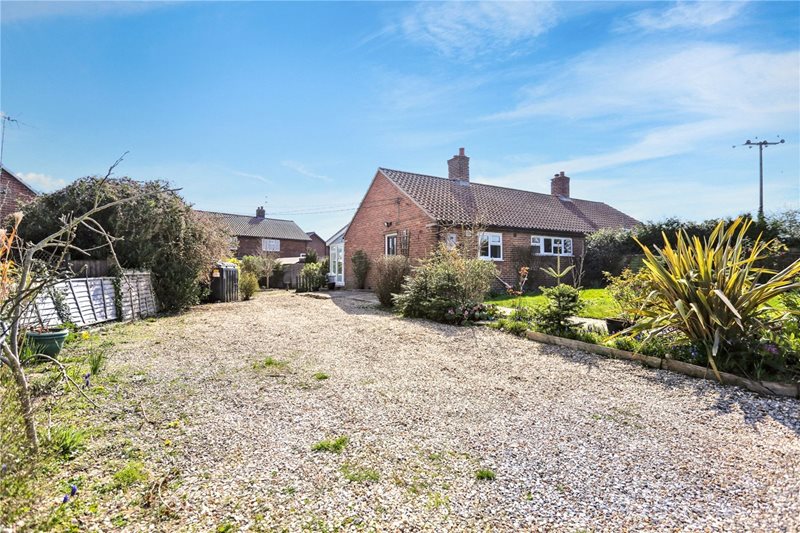 Cubitts Close, Bintree, Dereham, Norfolk, NR20