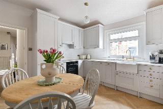 Woodbury Street, London, SW17