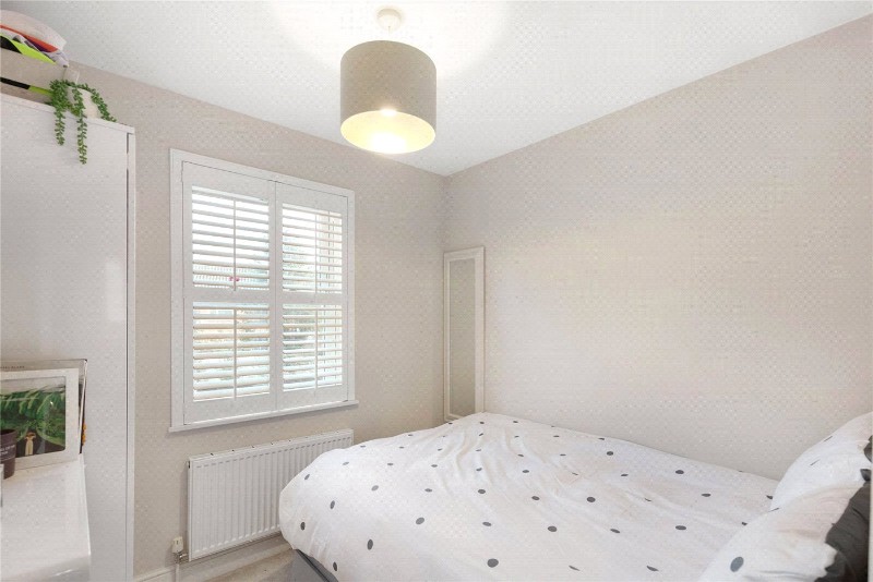 Dyers Lane, London, SW15