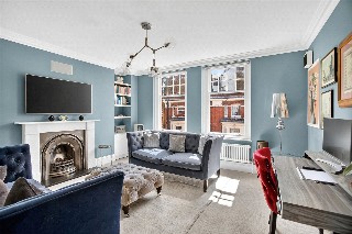 Russell Chambers, Bury Place, London, WC1A