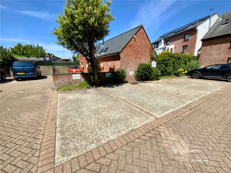 104 Bargates, Christchurch, Dorset, BH23