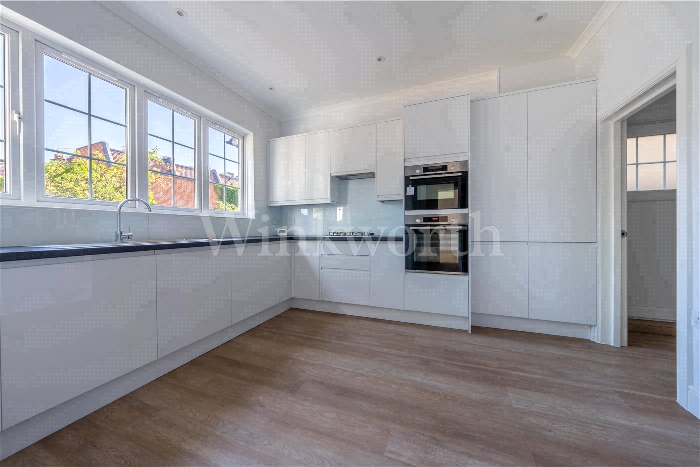 Woodstock Road, London, NW11