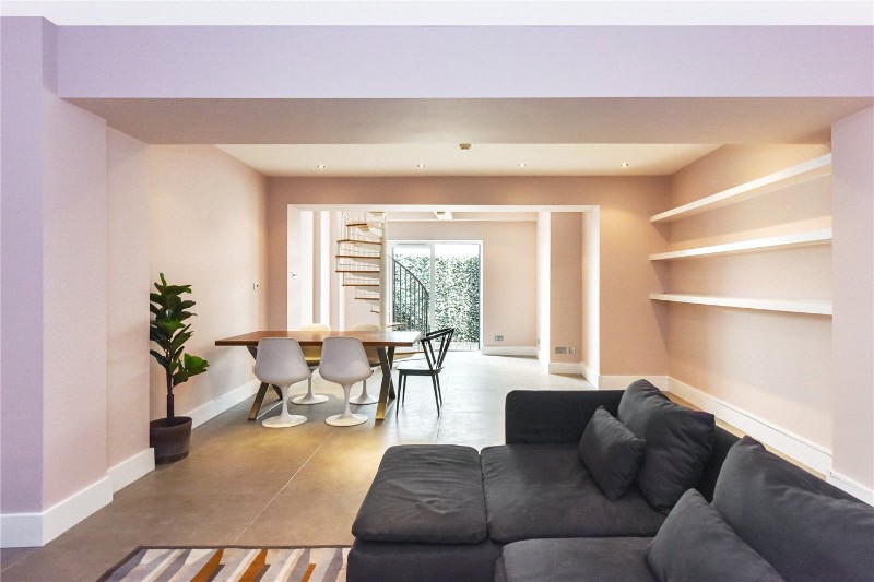 Masons Yard, London, EC1V
