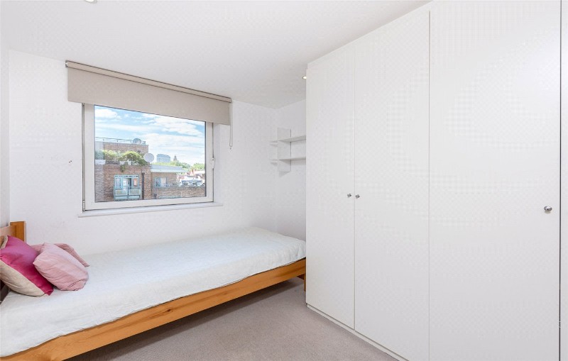 Vauxhall Bridge Road, London, SW1V