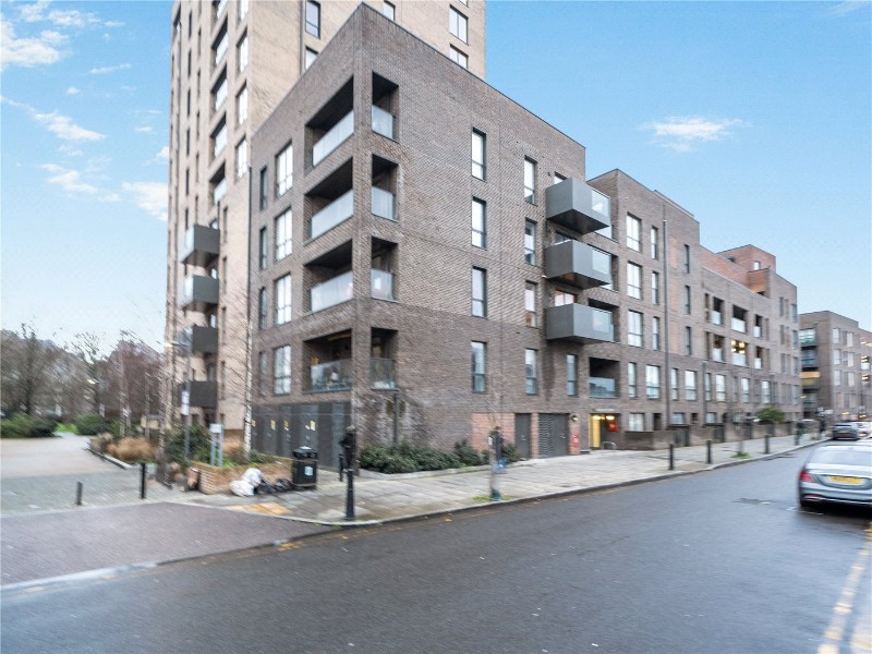Aston Street, London, E14