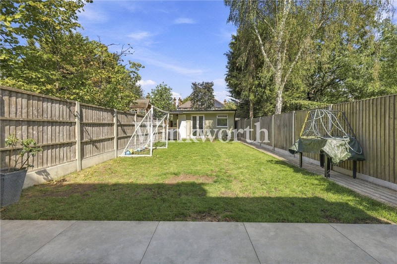 Woodberry Avenue, London, N21