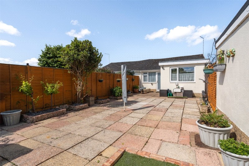 Martindale Avenue, Colehill, Wimborne, Dorset, BH21