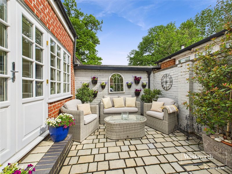 Calcot Court, Calcot, Reading, Berkshire, RG31