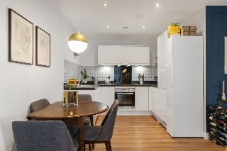 Apple Yard, London, SE20