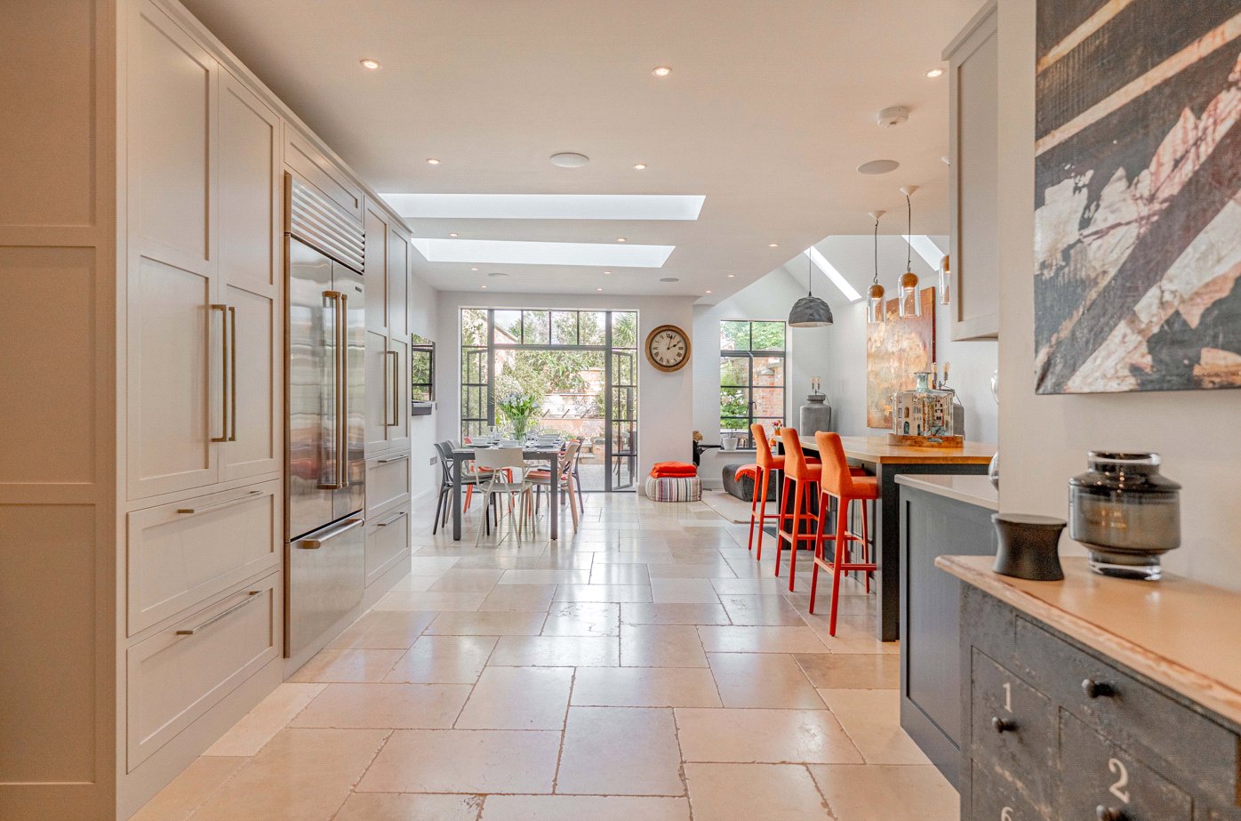Kitchen Straight