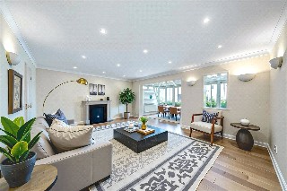 Spencer Walk, London, NW3