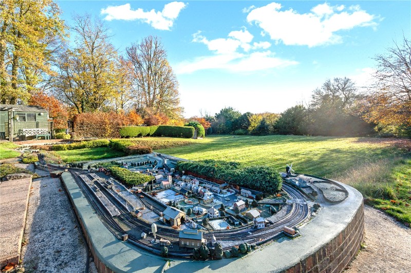 Park Road, Banstead, Surrey, SM7