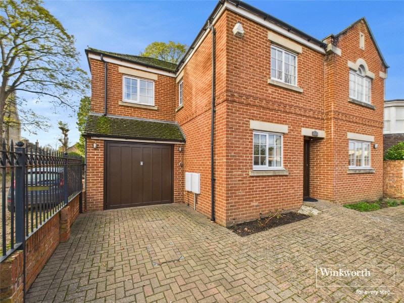 Downshire Square, Reading, Berkshire, RG1