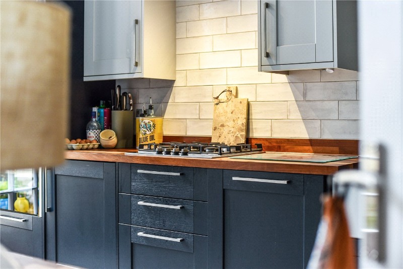 Alison Way, Winchester, Hampshire, SO22