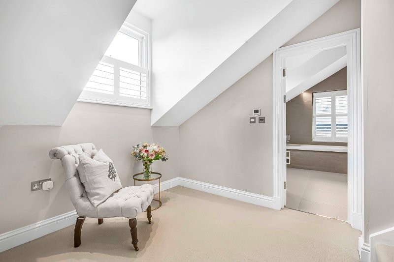 Castelnau, Barnes, London, SW13