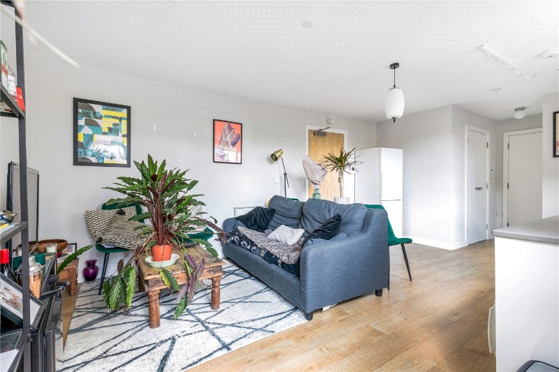 Garratt Lane, London, SW17
