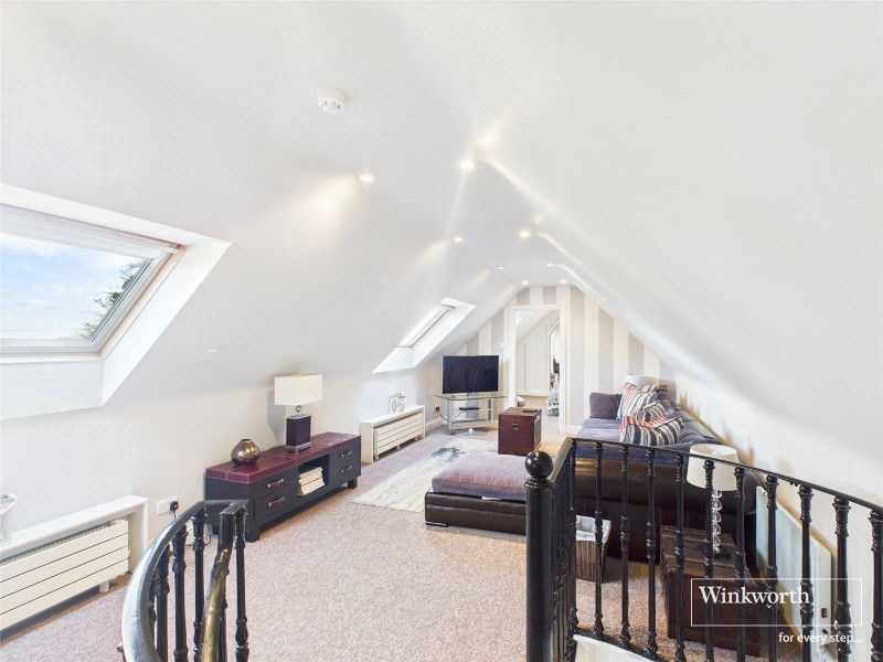 Southend, Henley-on-Thames, Buckinghamshire, RG9