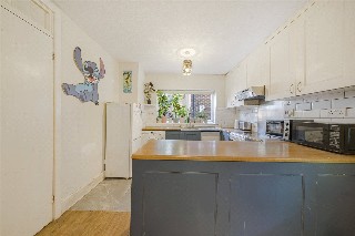 Farrow Place, London, SE16