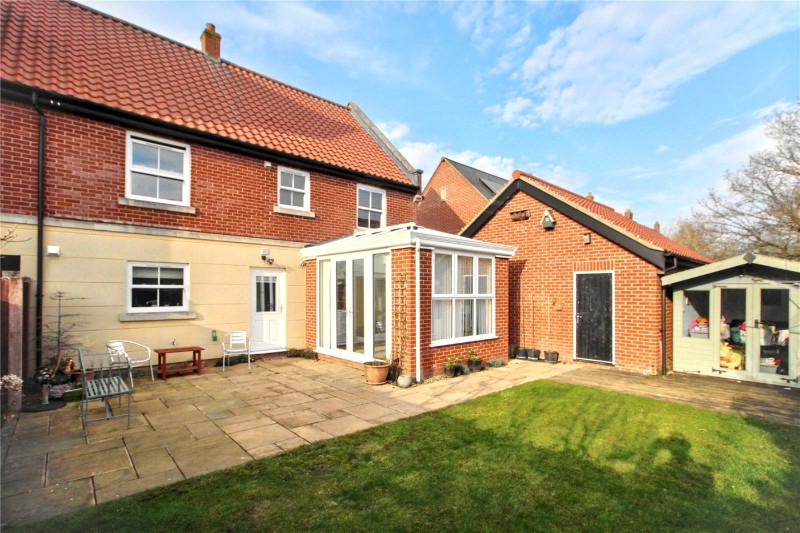 Trafalgar Square, Poringland, Norwich, Norfolk, NR14