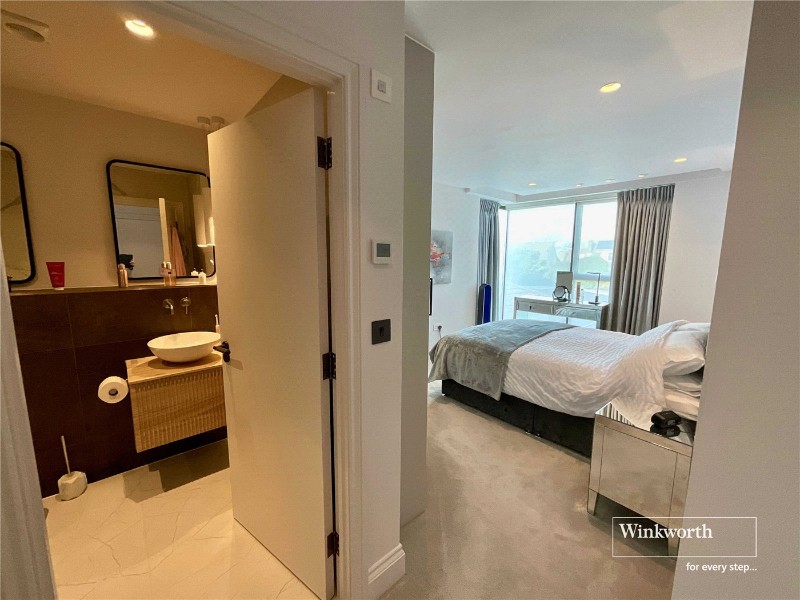 Wharncliffe Road, Highcliffe, Christchurch, Dorset, BH23