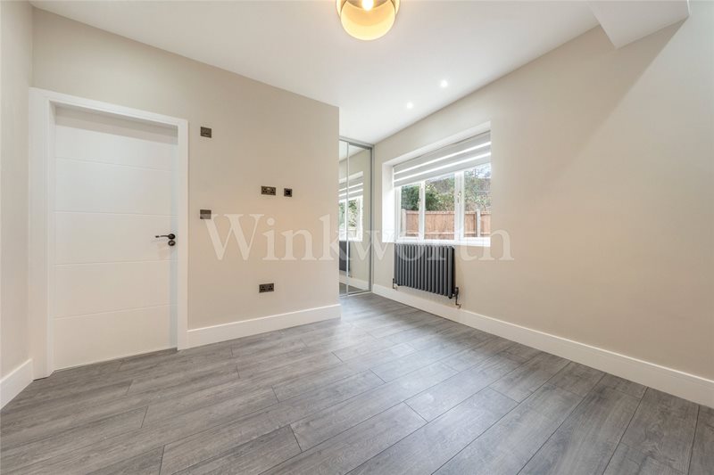 Finchley Road, London, NW11