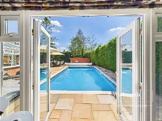 Beechfield Lane, Frilsham, Thatcham, Berkshire, RG18