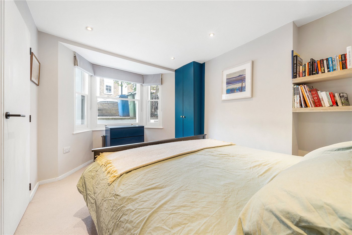 Lyndhurst Way, Peckham Rye, London, SE15