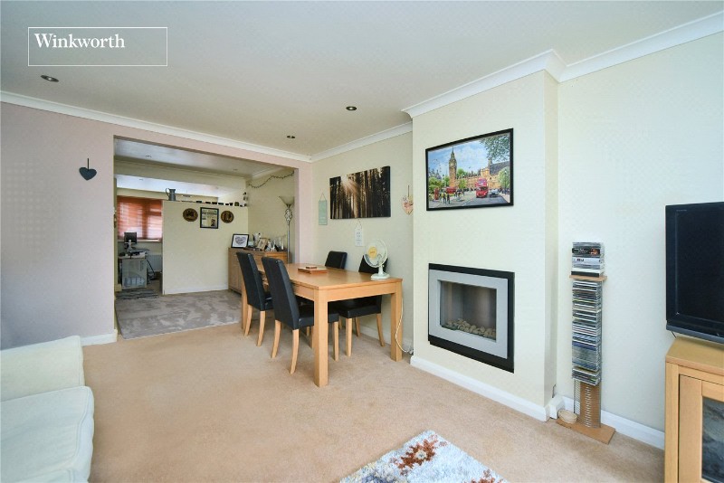 Clarkes Avenue, Worcester Park, KT4