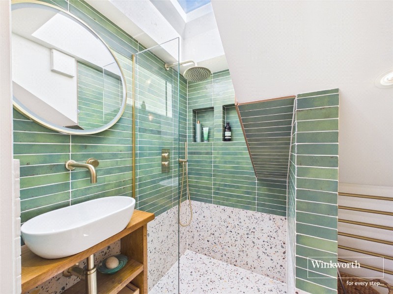Sunny Gardens Road, Hendon, NW4