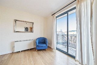 Rich Street, London, E14