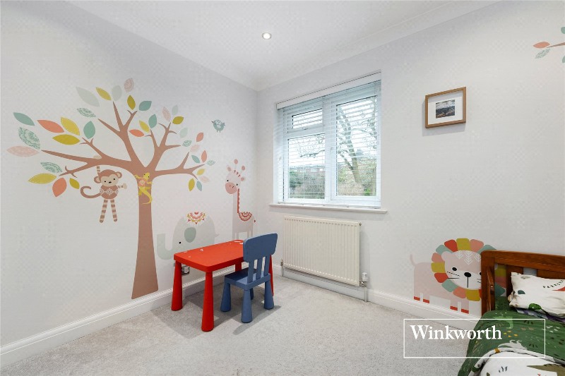 Warwick Road, New Barnet, EN5