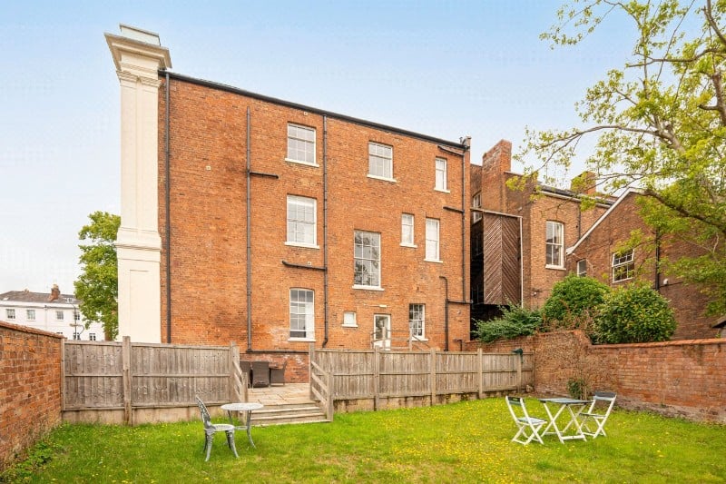 Beauchamp Hill, Leamington Spa, Warwickshire, CV32