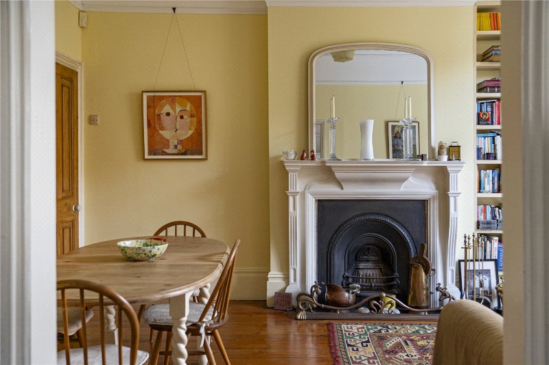 West Bank, London, N16