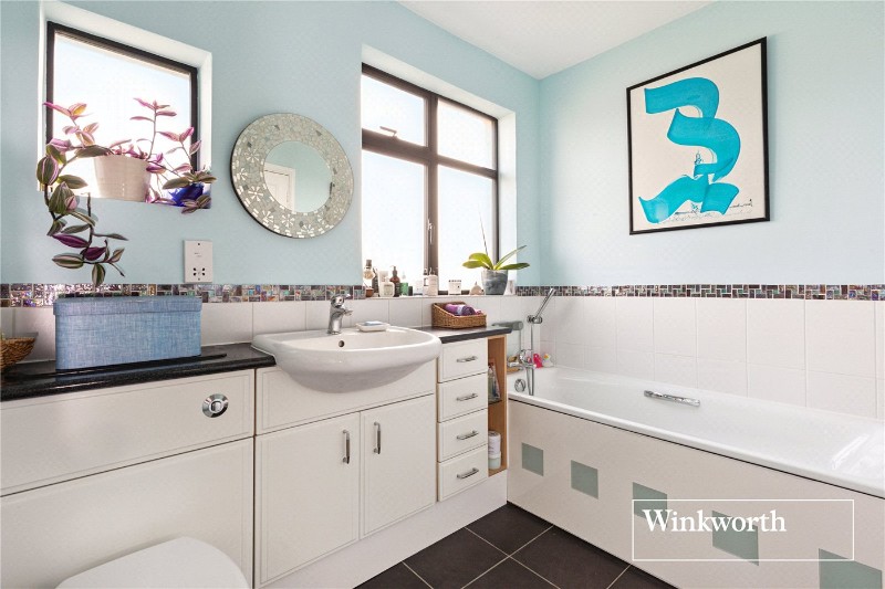 Hervey Close, Finchley, London, N3