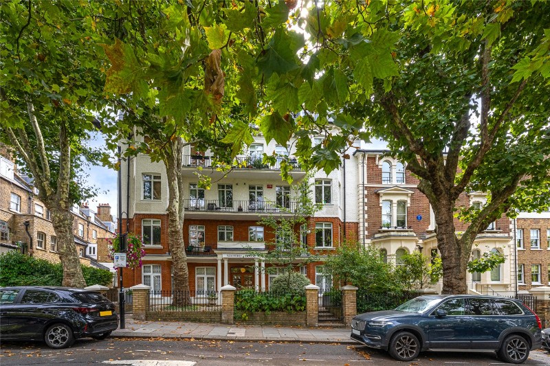 Maida Avenue, London, W2
