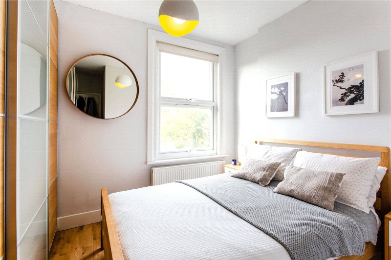 Rathcoole Gardens, London, N8