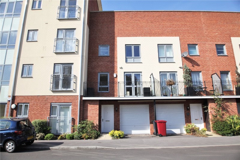 Battle Square, Reading, Berkshire, RG30