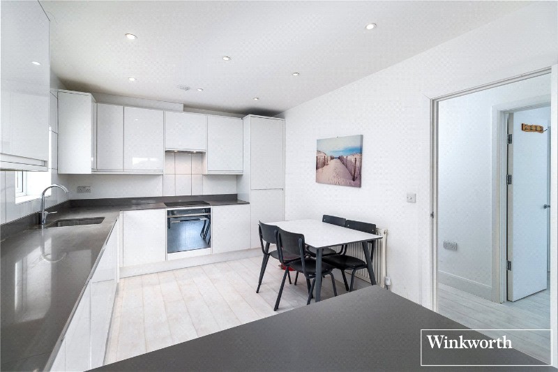 Station Road, Finchley, London, N3