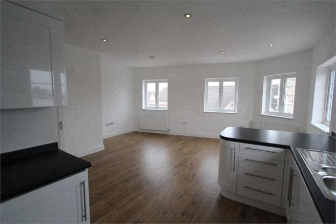 Highcliff Drive, Leigh-on-Sea, Essex, SS9