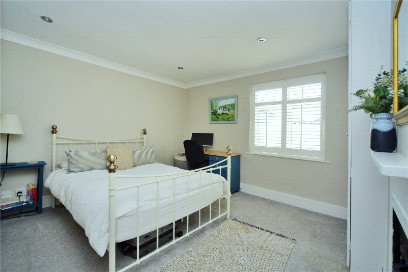 Washington Road, Worcester Park, KT4