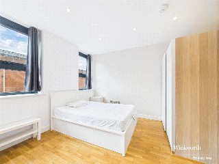 Market Place, Reading, Berkshire, RG1