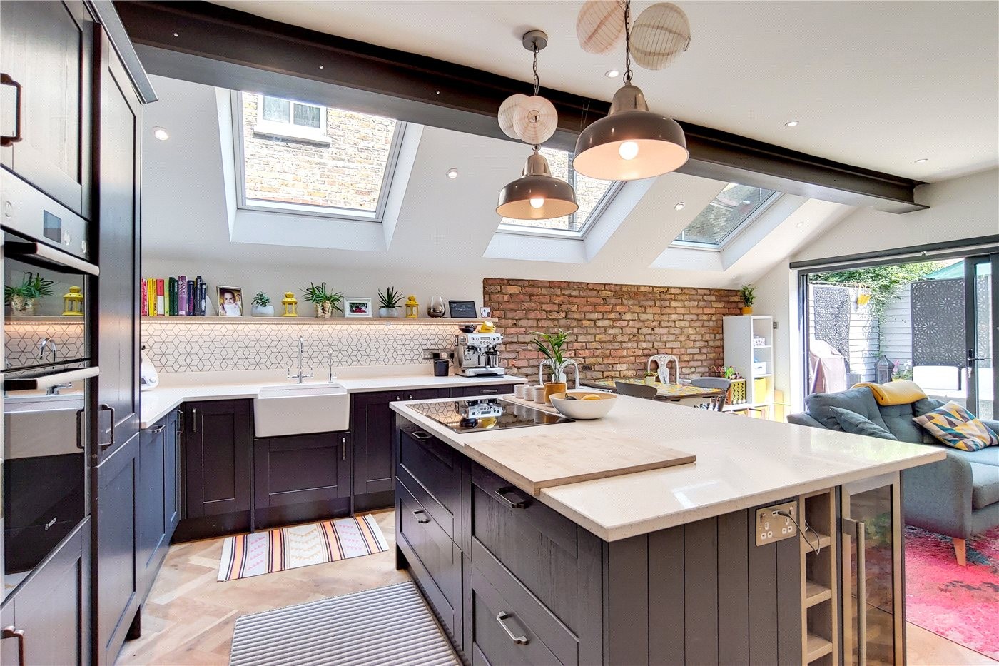 2 bedroom property for sale in Ormiston Grove, Shepherd's Bush, London