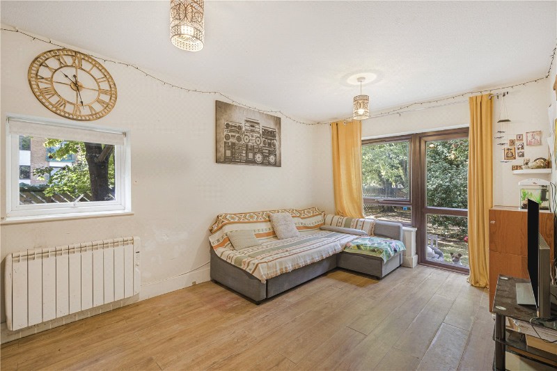 Farrow Place, London, SE16