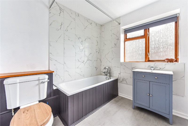 The Avenue, Petersfield, Hampshire, GU31