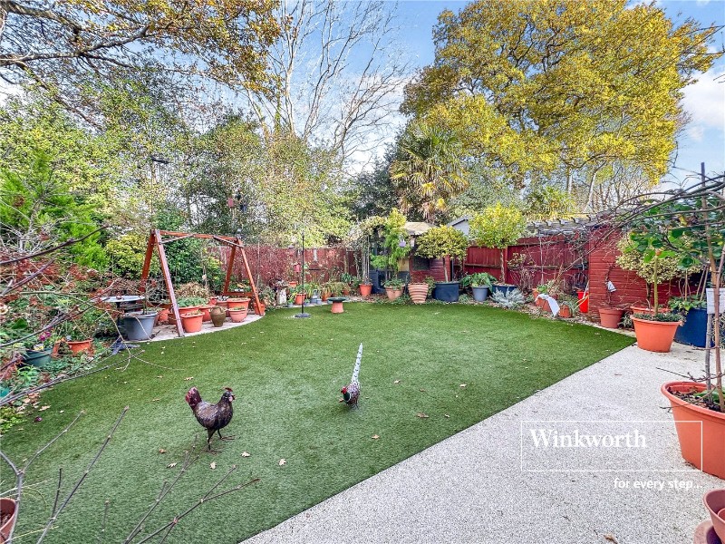 Dymewood Road, Three Legged Cross, Wimborne, Dorset, BH21