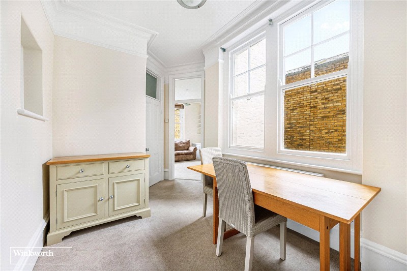 Sutton Lane North, London, W4