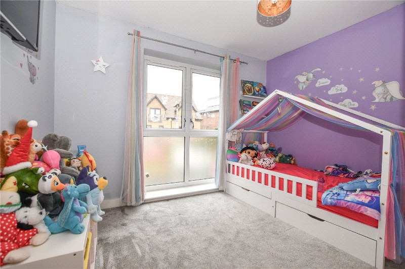 Mandarin Grove, Arborfield Green, Reading, Berkshire, RG2