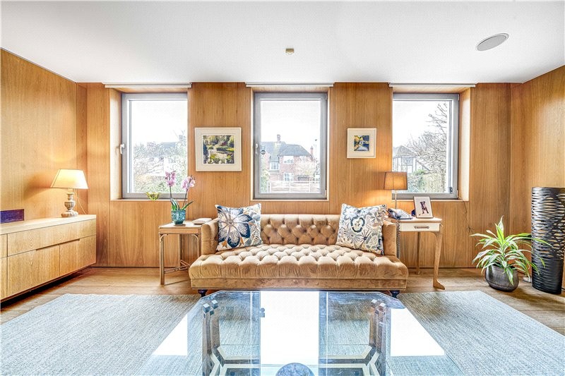 Roedean Crescent, Putney, London, SW15